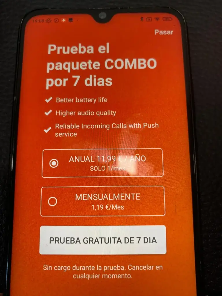 Pulsa «Pasar» para continuar sin activar la prueba del paquete COMBO.