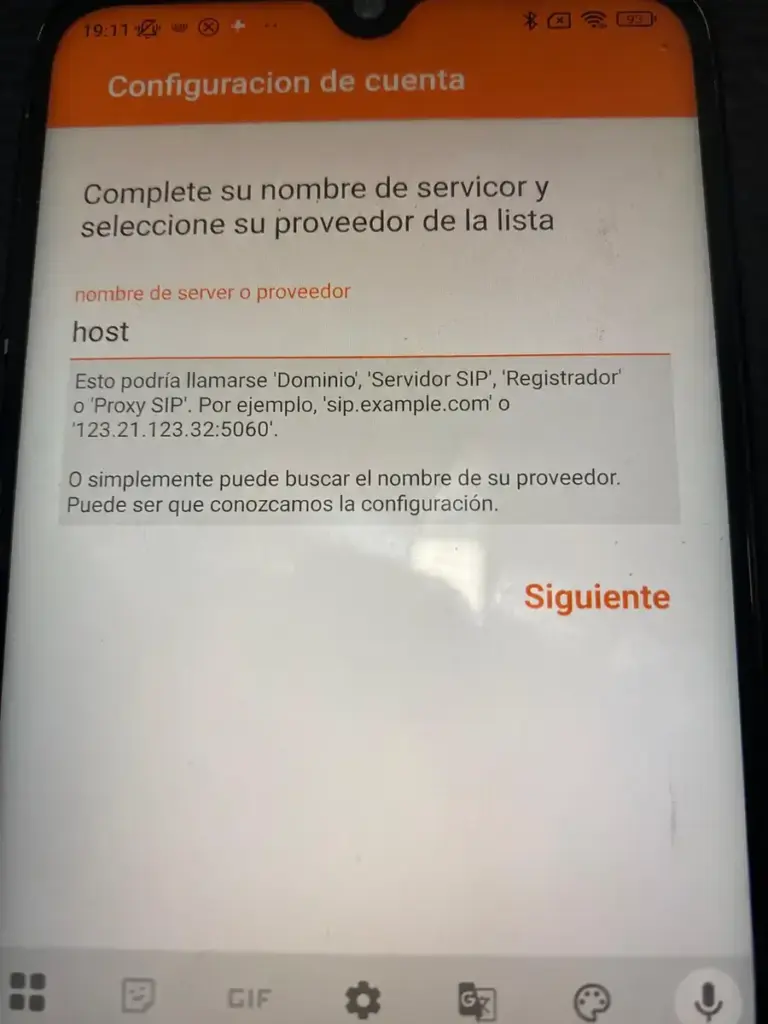 Zoiper: campo del servidor SIP con host como ejemplo.